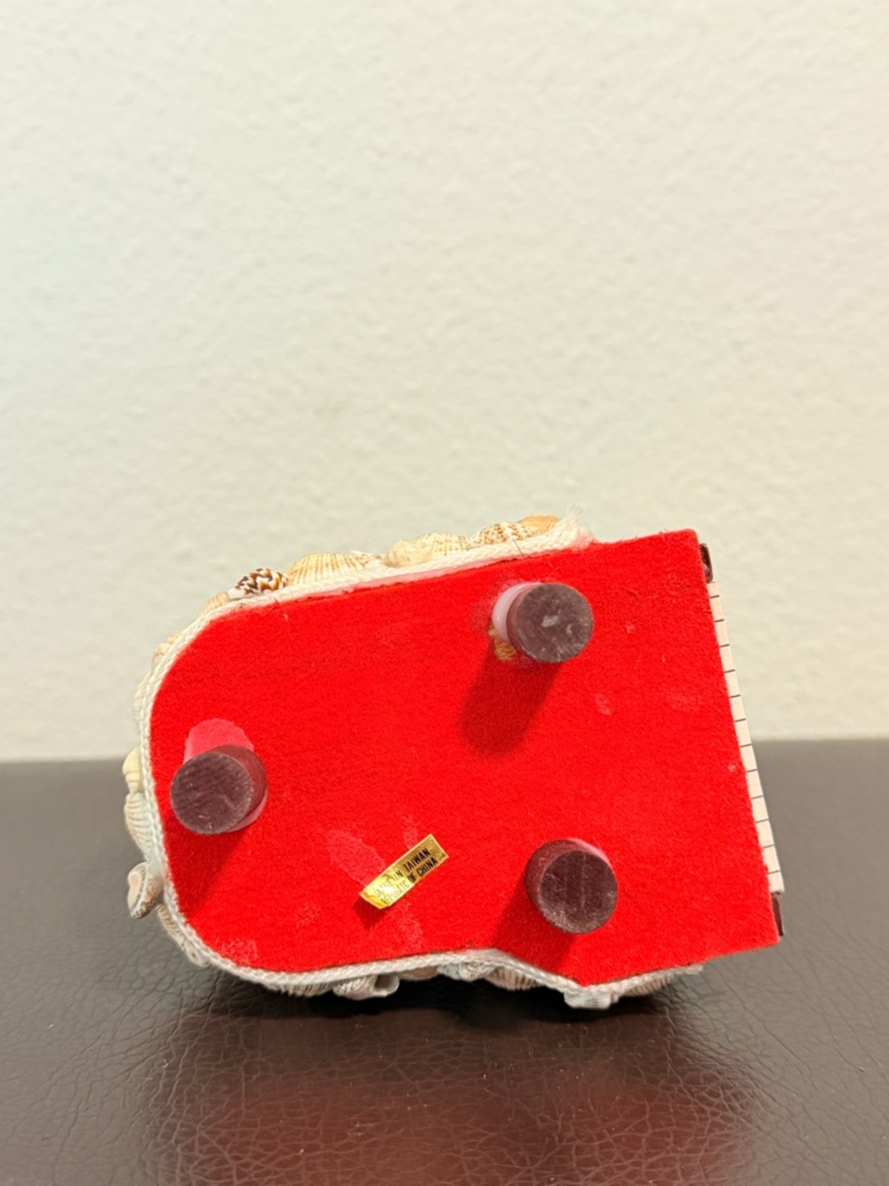 Handcrafted Red Shell Piano Trinket Box - Picture 4 of 5